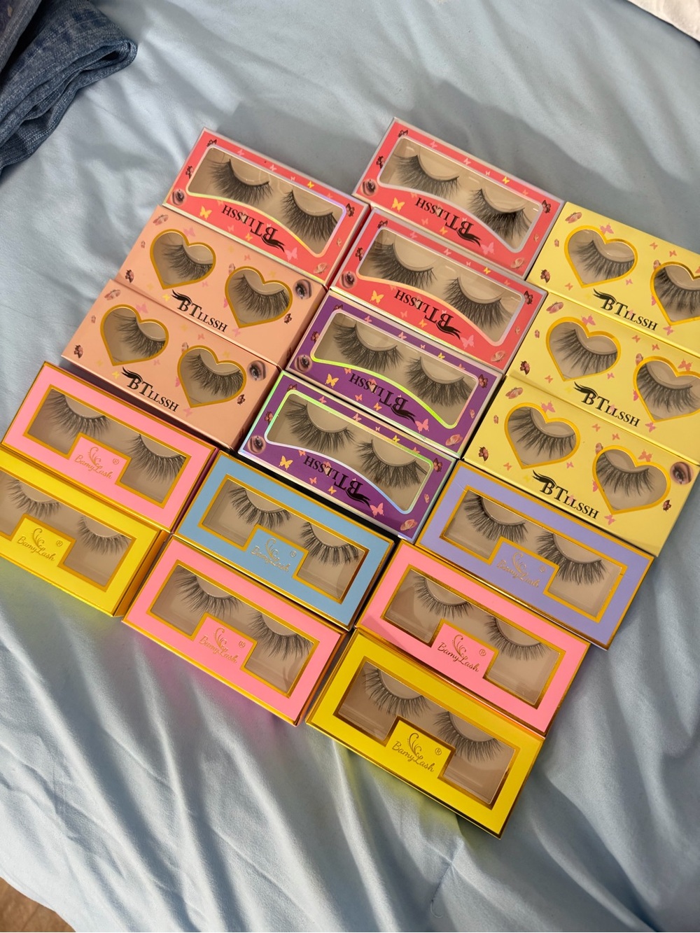 Natural Volume False Eyelashes - Black